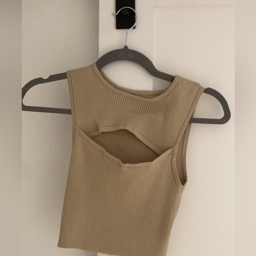 Tan cut out chest top ribbed